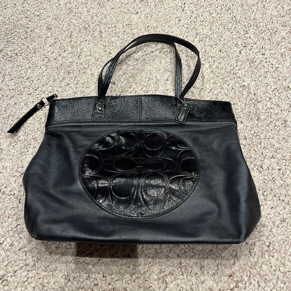 Coach Laura Signature Embossed Leather Tote Purse Preppy Work Office - Picture 1 of 9